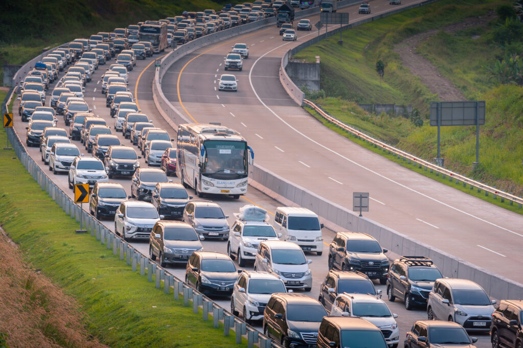 Sewa Mobil Lebih Untung daripada Pakai Mobil Sendiri untuk Mudik