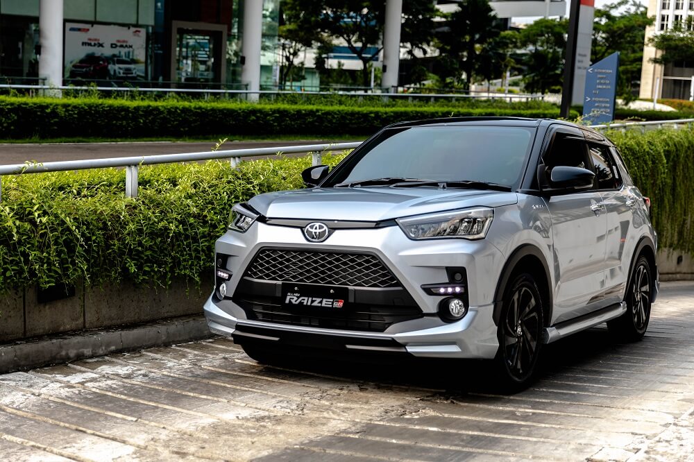 interior toyota raize