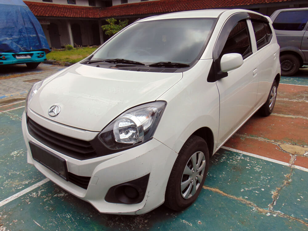 daihatsu agya termurah