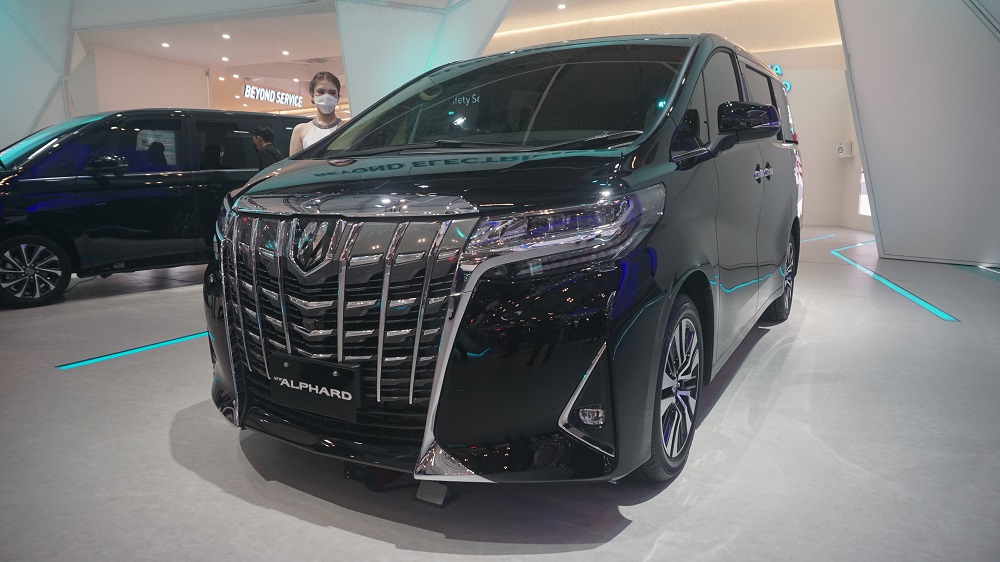 mobil MPV GIIAS 2022