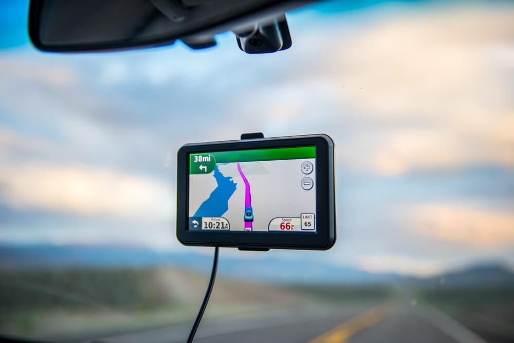 pasang GPS mobil