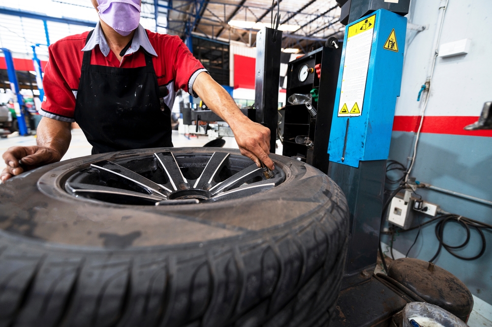 velg mobil peyang
