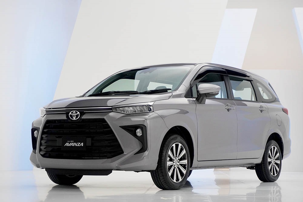 mobil terlaris Toyota