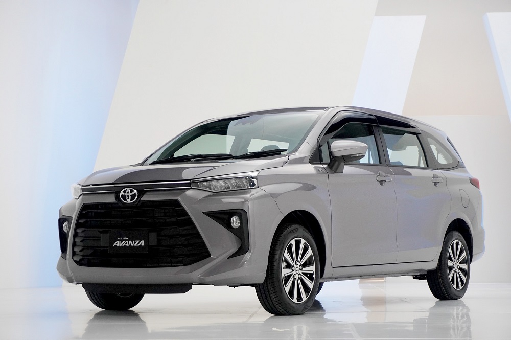 harga mobil toyota terbaru