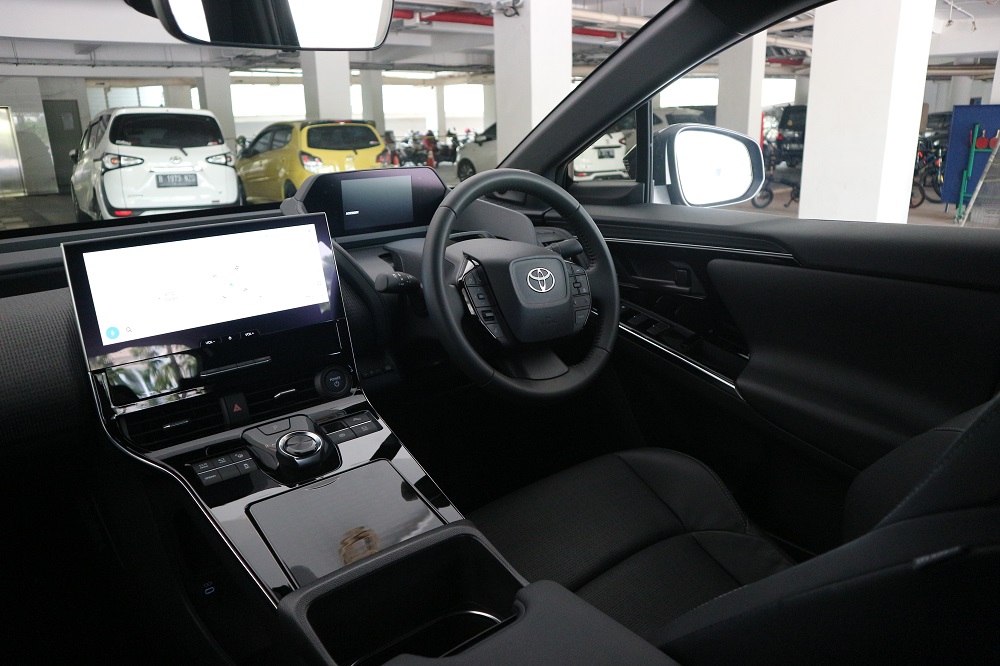 interior bZ4X