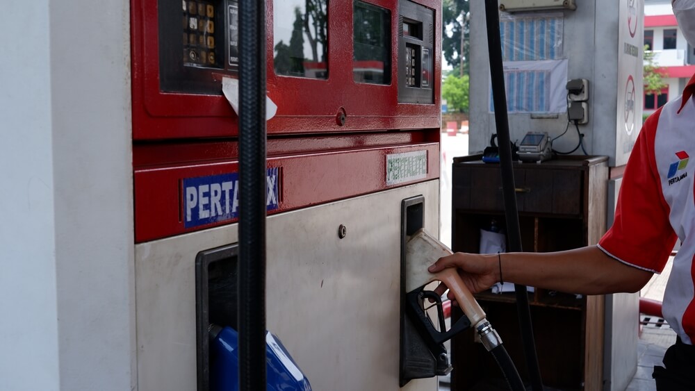 Memilih Bahan Bakar yang Cocok untuk Travelling Bersama Daihatsu Sigra