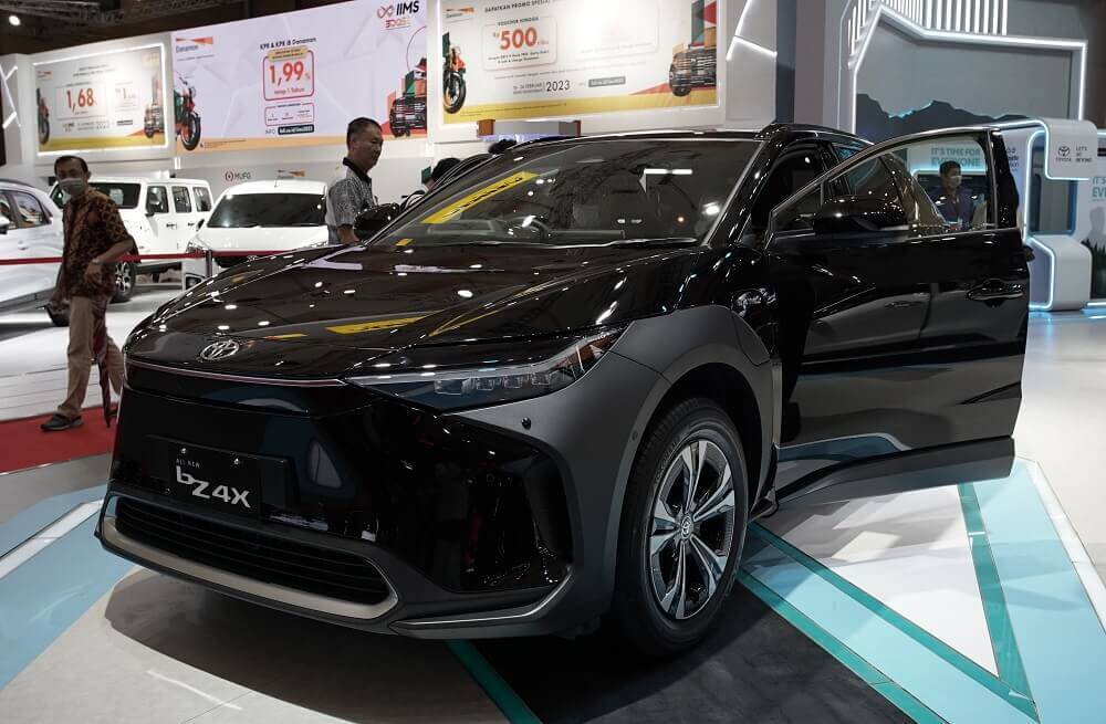 mobil listrik