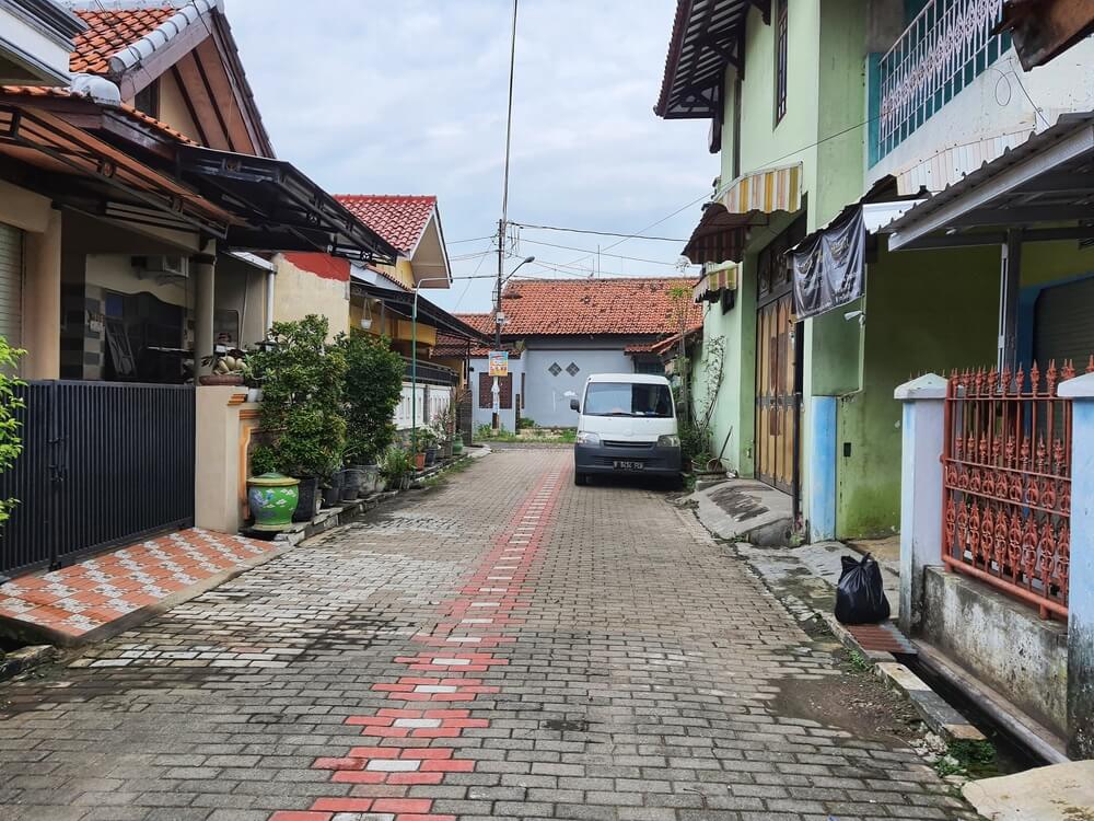 jalan sempit