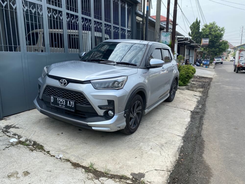 Spesifikasi dan Review SUV Kompak Terjangkau dengan Performa Tangguh