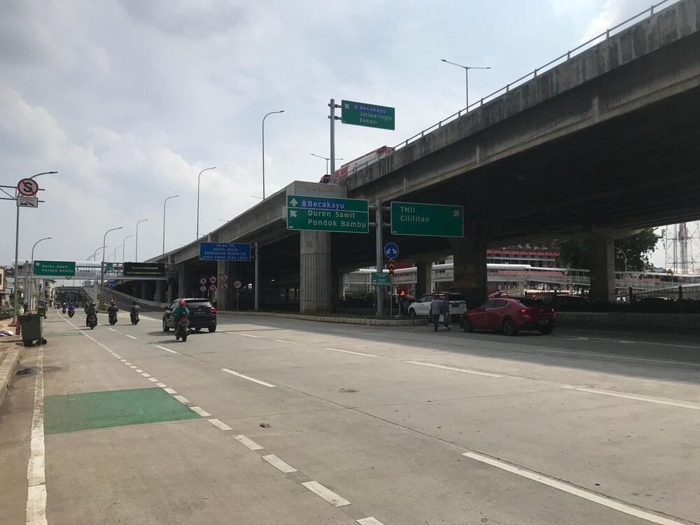 tol becakayu bekasi