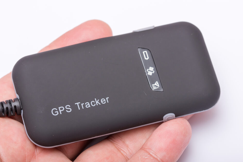 mobil hilang lacak GPS