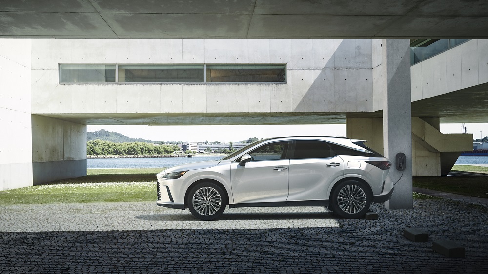 Lexus RX 450h+