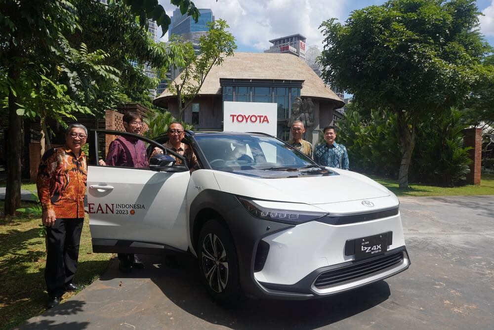 ktt asean labuan bajo dan toyota bz4x