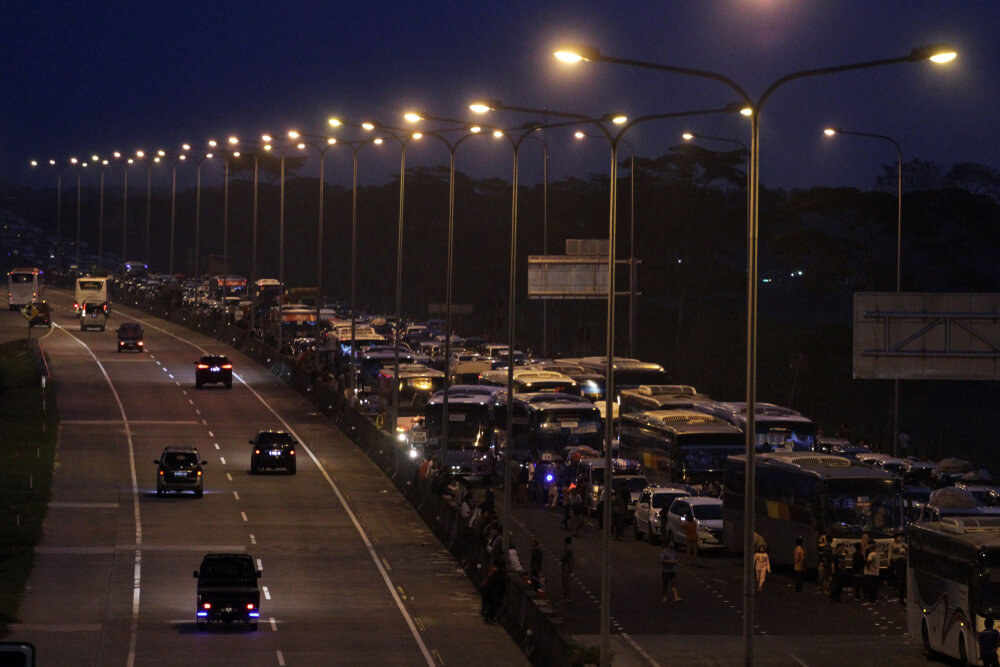 mudik malam hari