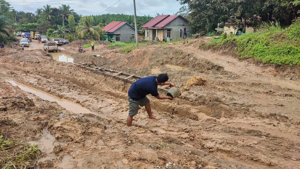 lapor jalan rusak