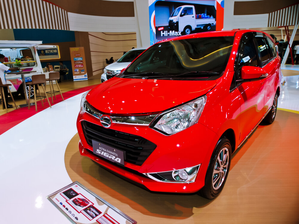 kelebihan daihatsu sigra