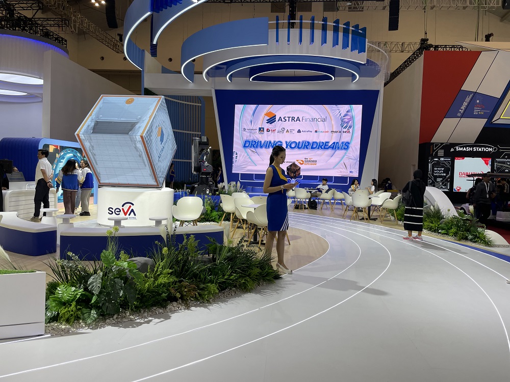 booth astra financial
