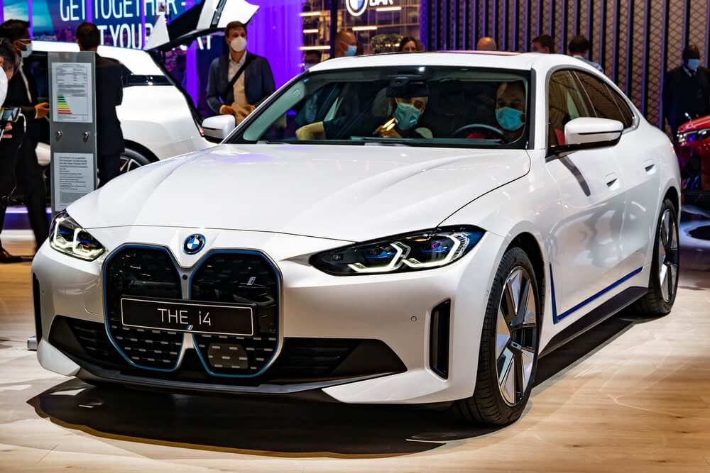 baterai mobil bmw