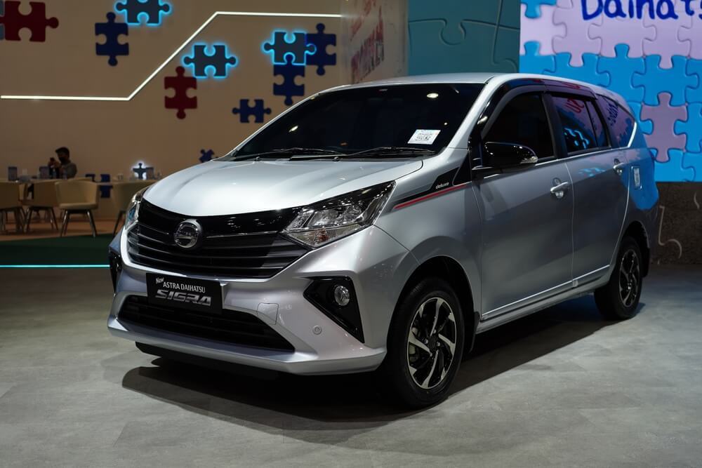 tipe mobil sigra