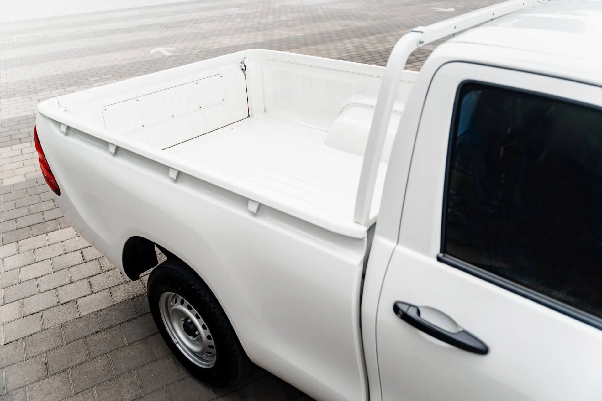 Tips & Rekomendasi Ban untuk Mobil Toyota All New Hilux