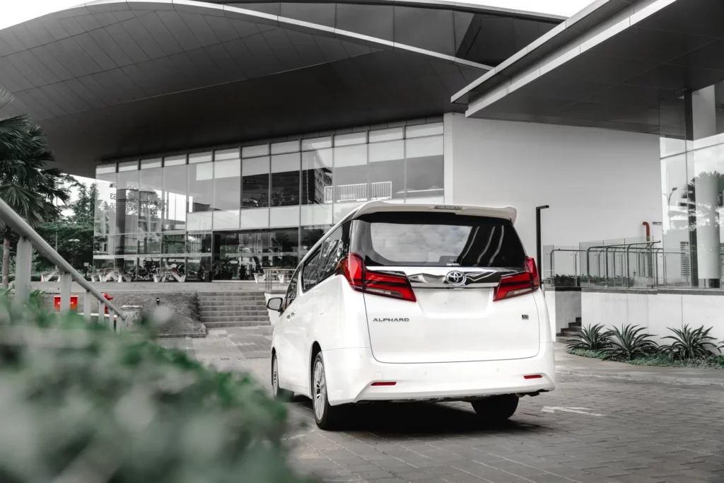 toyota new alphard varian Q A/T