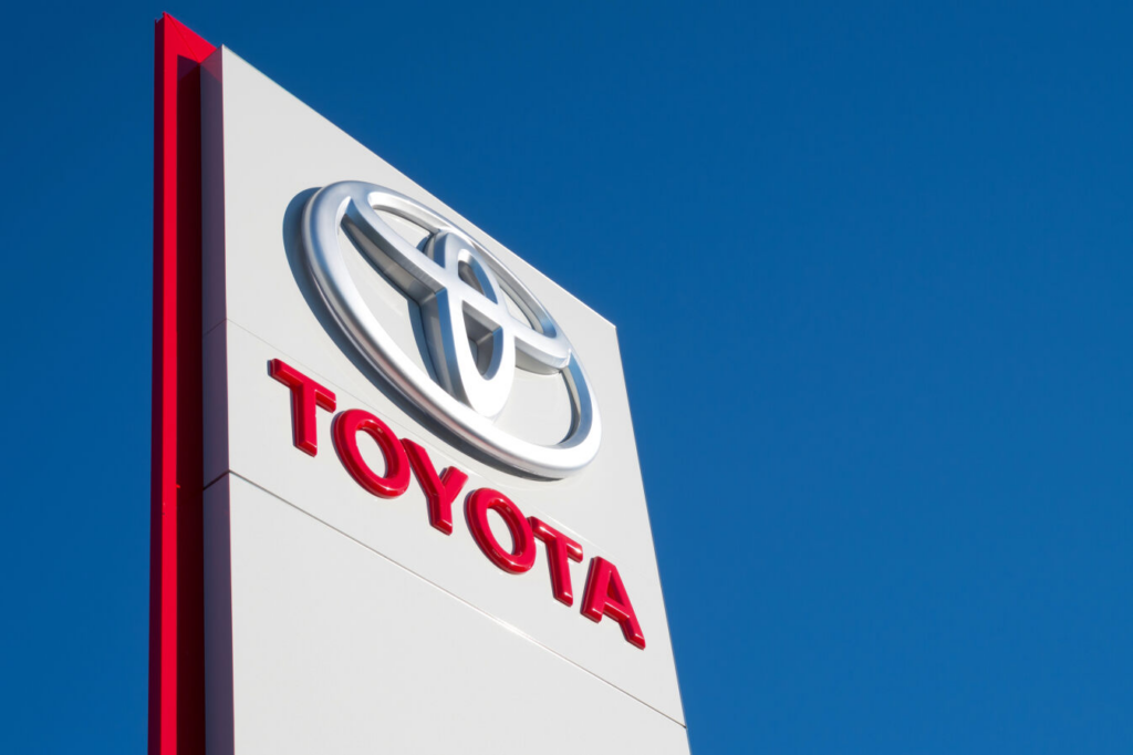 Toyota Bandung Hadirkan