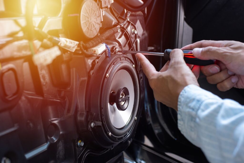 Pastikan Speaker Toyota Calya Berfungsi Optimal Sebelum Travelling