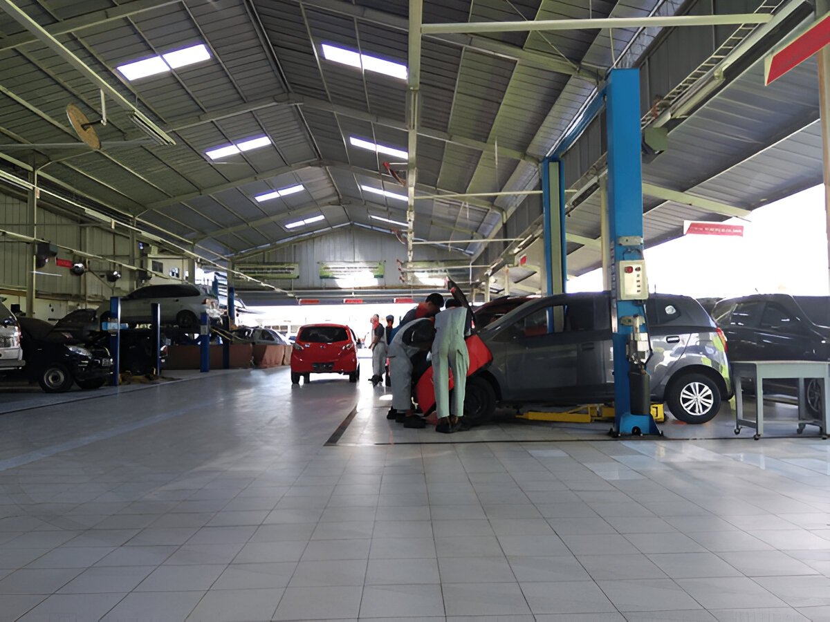 Servis Mobilmu Sebelum Trip di Bengkel Daihatsu Terdekat
