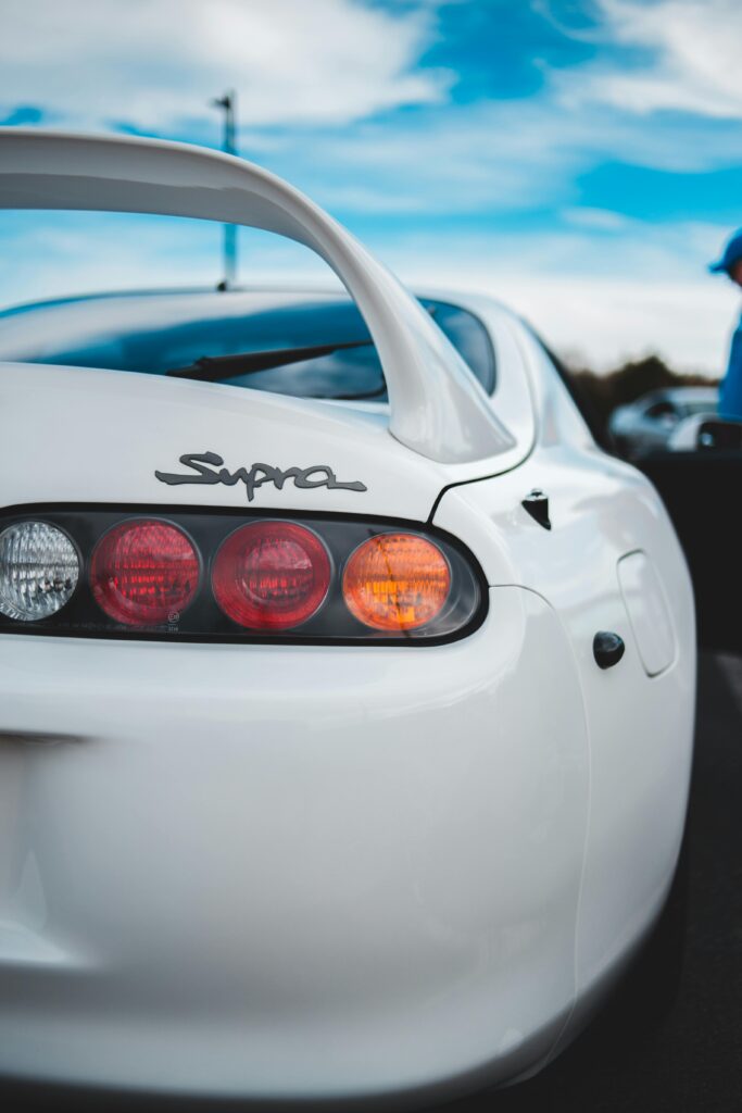 Toyota Supra harga, mobil sport Toyota, Supra MK4, GR Supra, pembiayaan mobil