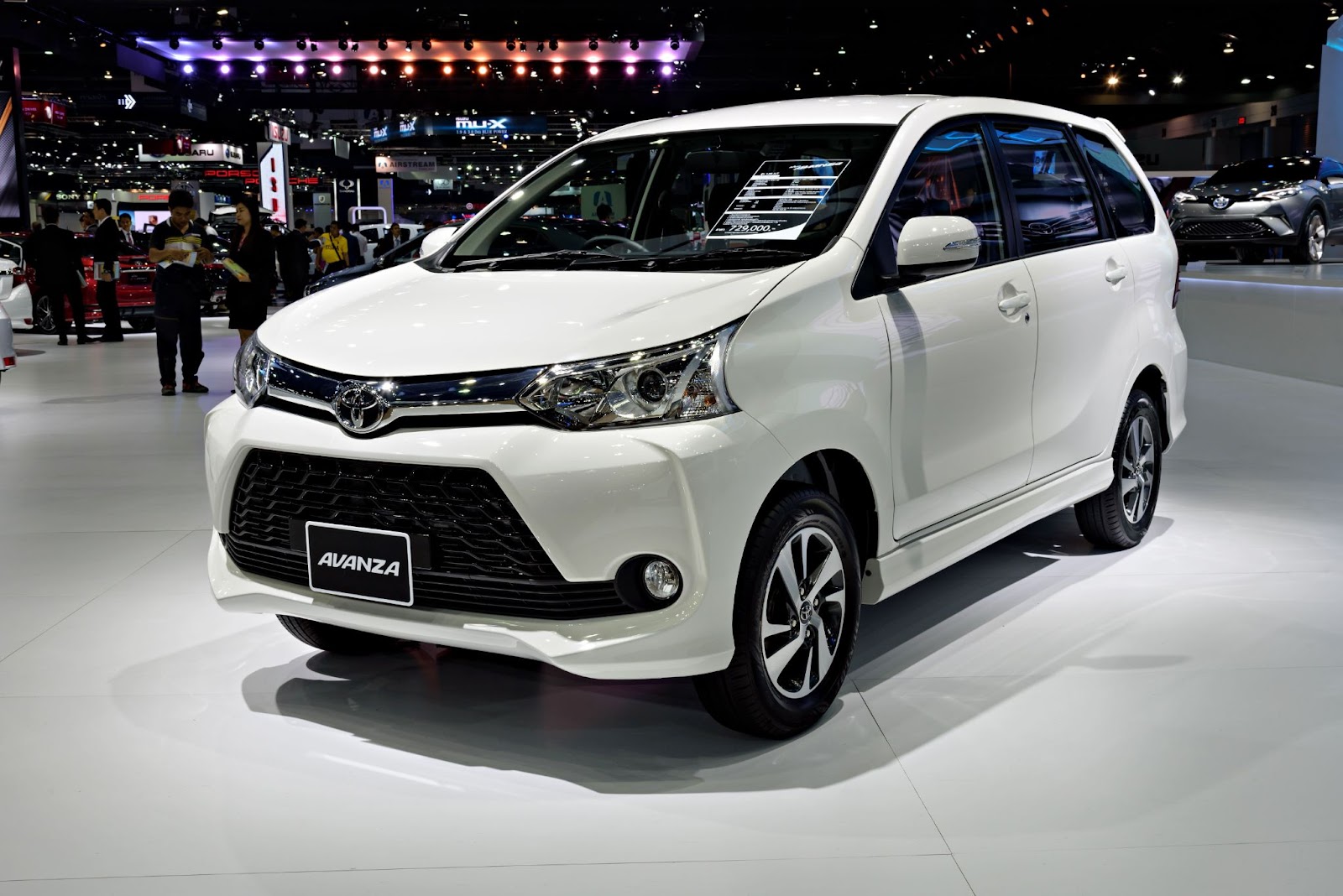 Toyota Avanza Gen 1