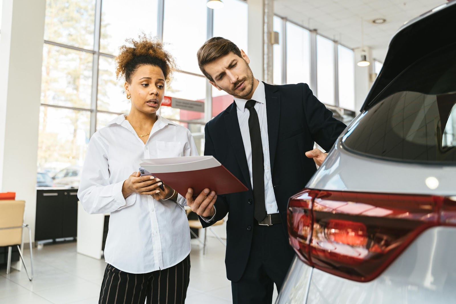 10 Tips Memilih Mobil Bekas yang Aman dan Awet di 2025, Tanpa Takut Tertipu!