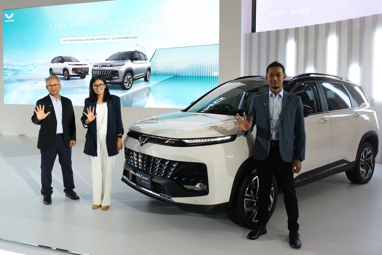 Beneran Irit? Ini Kelebihan Wuling Almaz Hybrid yang Bikin Pesaing Ketar-Ketir