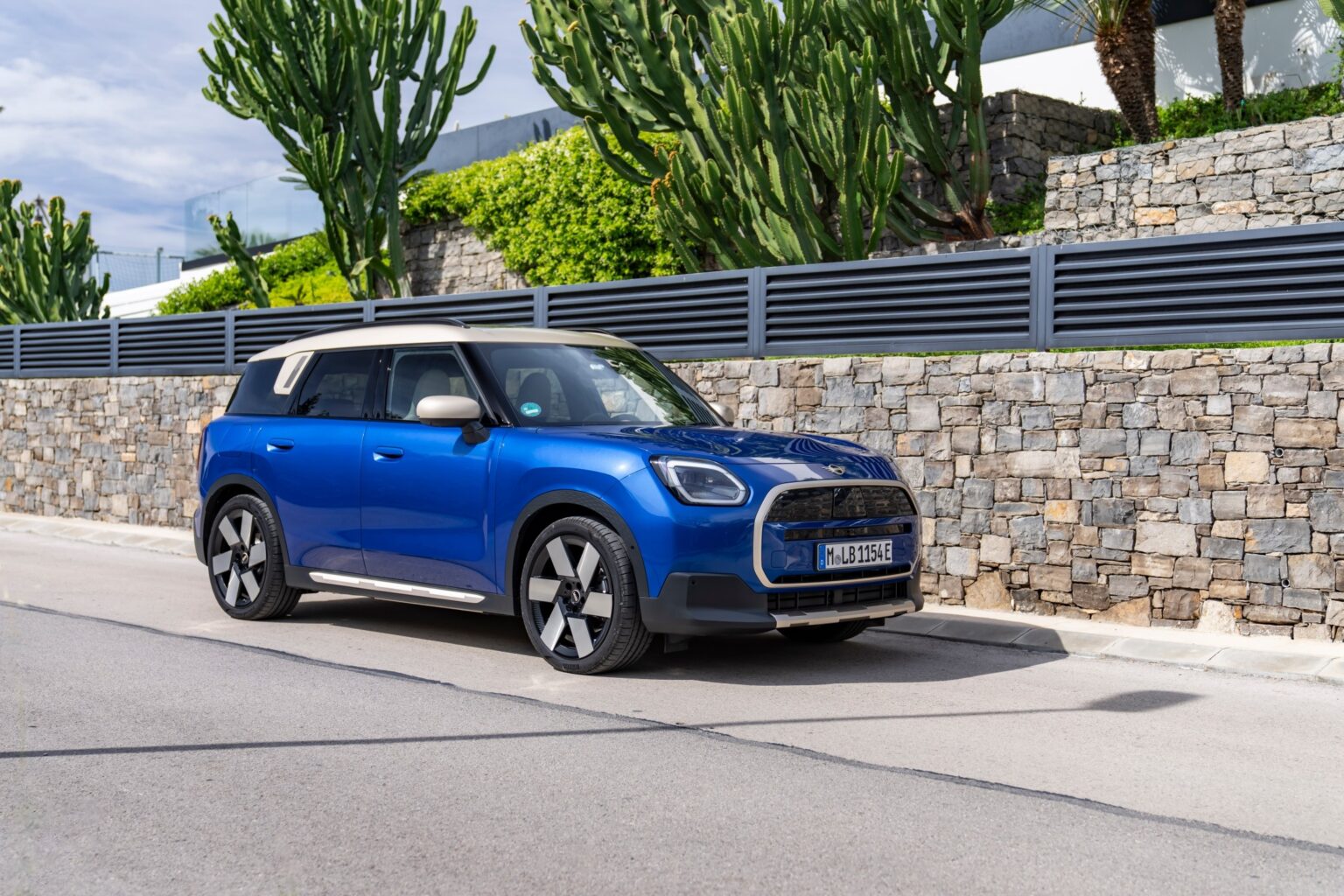Cinta City Car Premium? Cek Dulu Fitur Tersembunyi Mini Cooper 2025 yang Jarang Dibahas