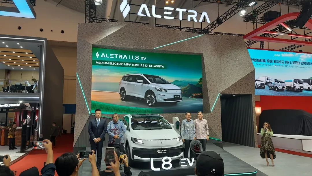 Bikin Bangga! Aletra L8 EV Debut di GIIAS 2025 dengan Interior Futuristik dan Fitur Smart Drive, Segini Harganya!
